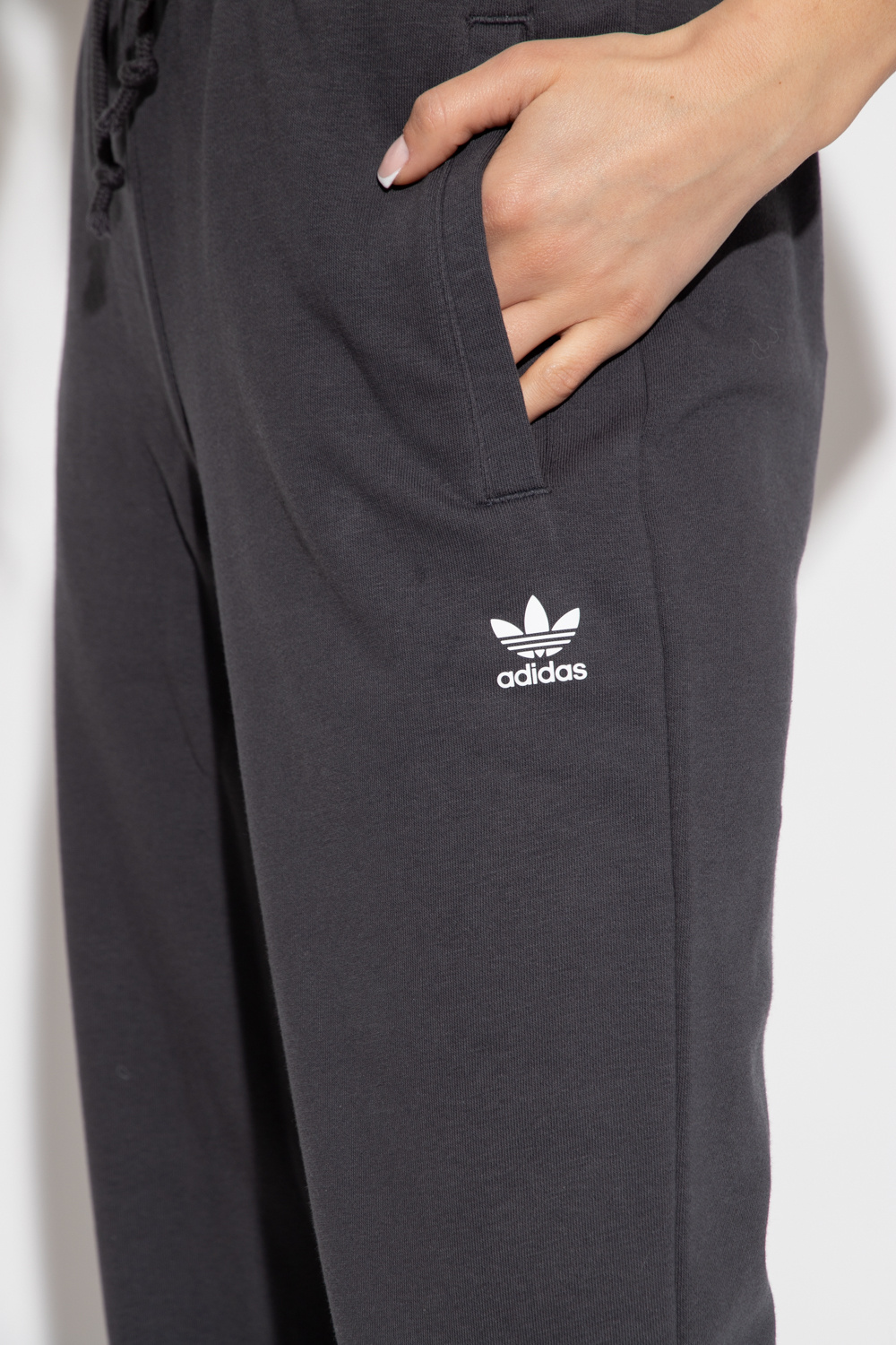 【送料&関税込】Adidas Originals Sweatpants With Logo SchaferandweinerShops TW - Sweatpants with logo ADIDAS